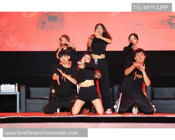 南京街舞队灵活性变革引发热议街舞文化新潮流探讨 南京街舞队灵活性变革引发热议街舞文化新潮流探讨